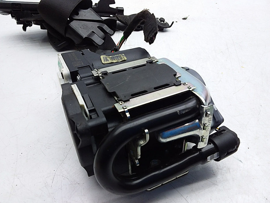MERCEDES C-CLASS W204 SEAT BELT FRONT LEFT PASSENGER SIDE A2048680022 FMS215 NSF