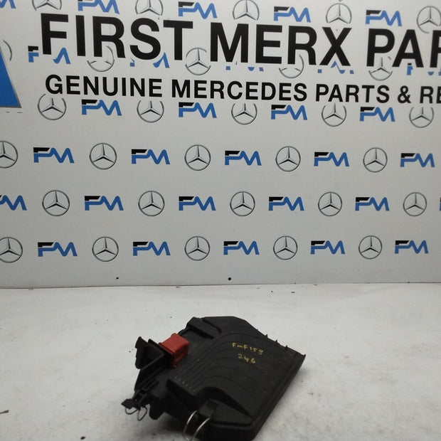 MERCEDES BENZ  B-CLASS  W246 FUSE RELAY JUNCTION BOX LID A2465400182  FMF158