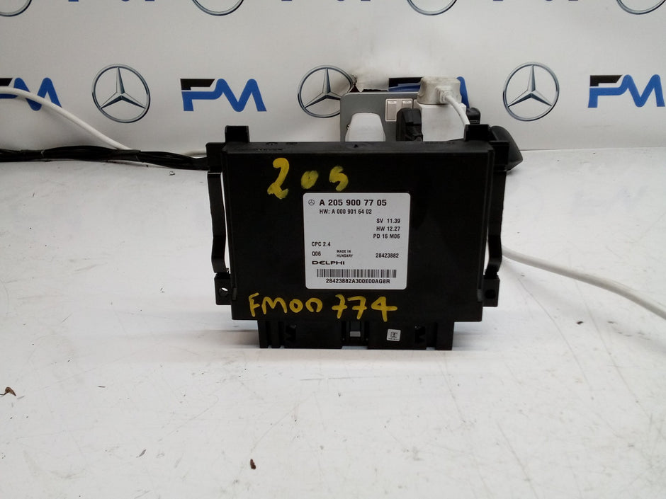 MERCEDES C-CLASS GEARBOX CONTROL UNIT W205 A2059007705 FM00774