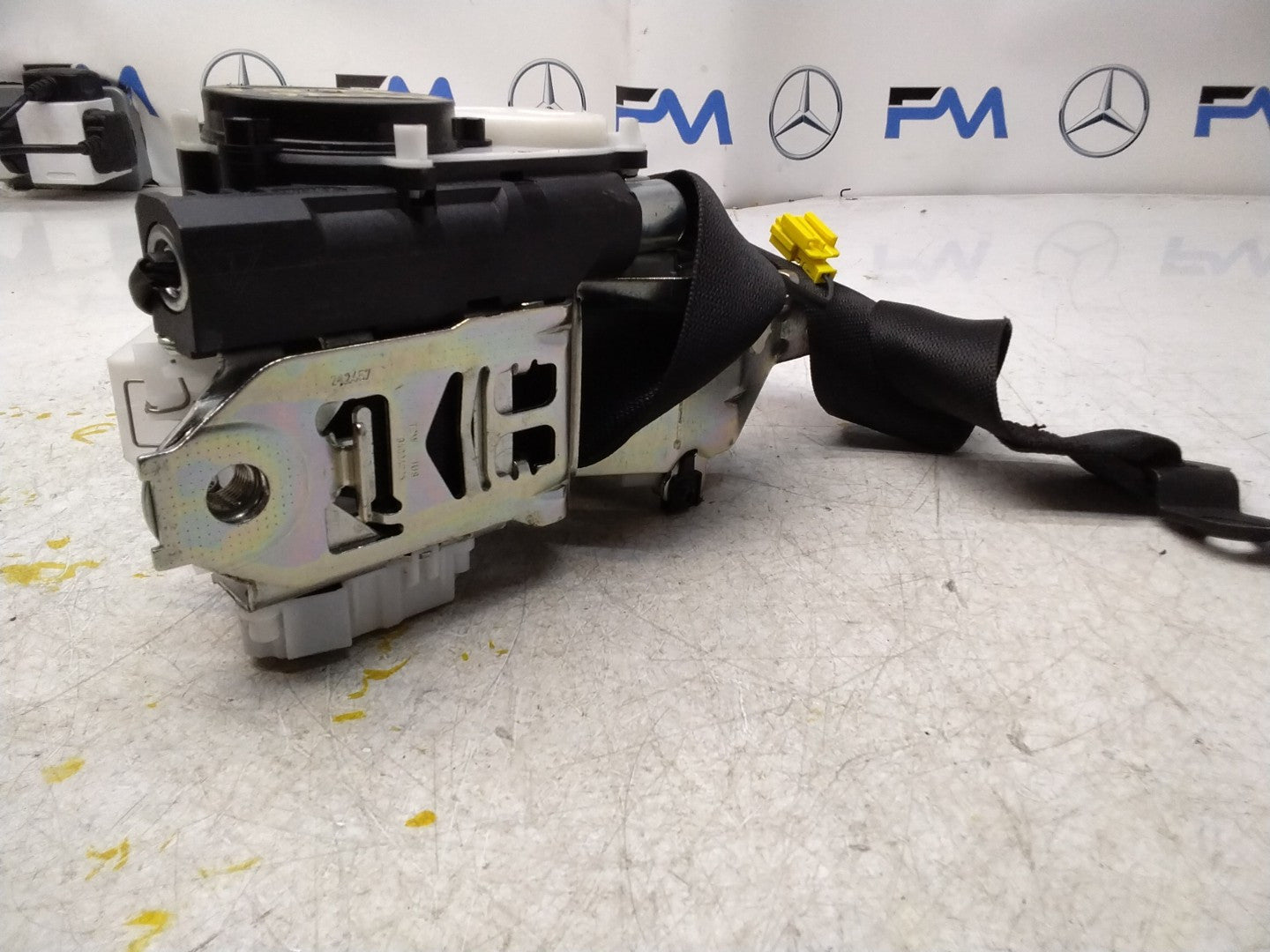 MERCEDES M CLASS GLE SEAT BELT FRONT RIGHT DRIVER A1668601400 W166 FMS376 OSF