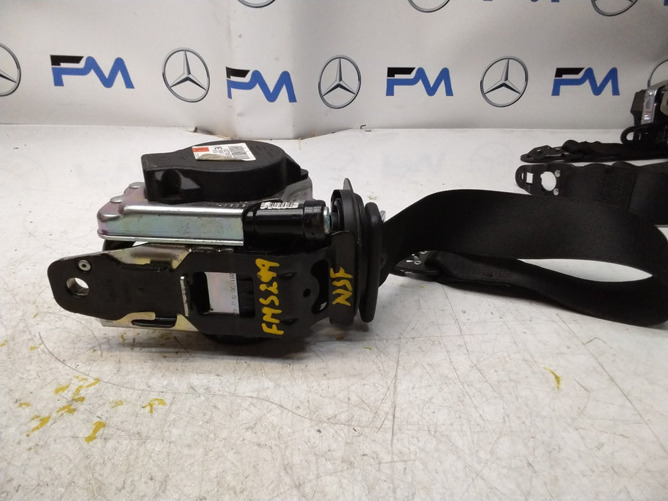MERCEDES C-CLASS W205 SEAT BELT PASSENGER LEFT SIDE A2058600185 FMS299 NSF