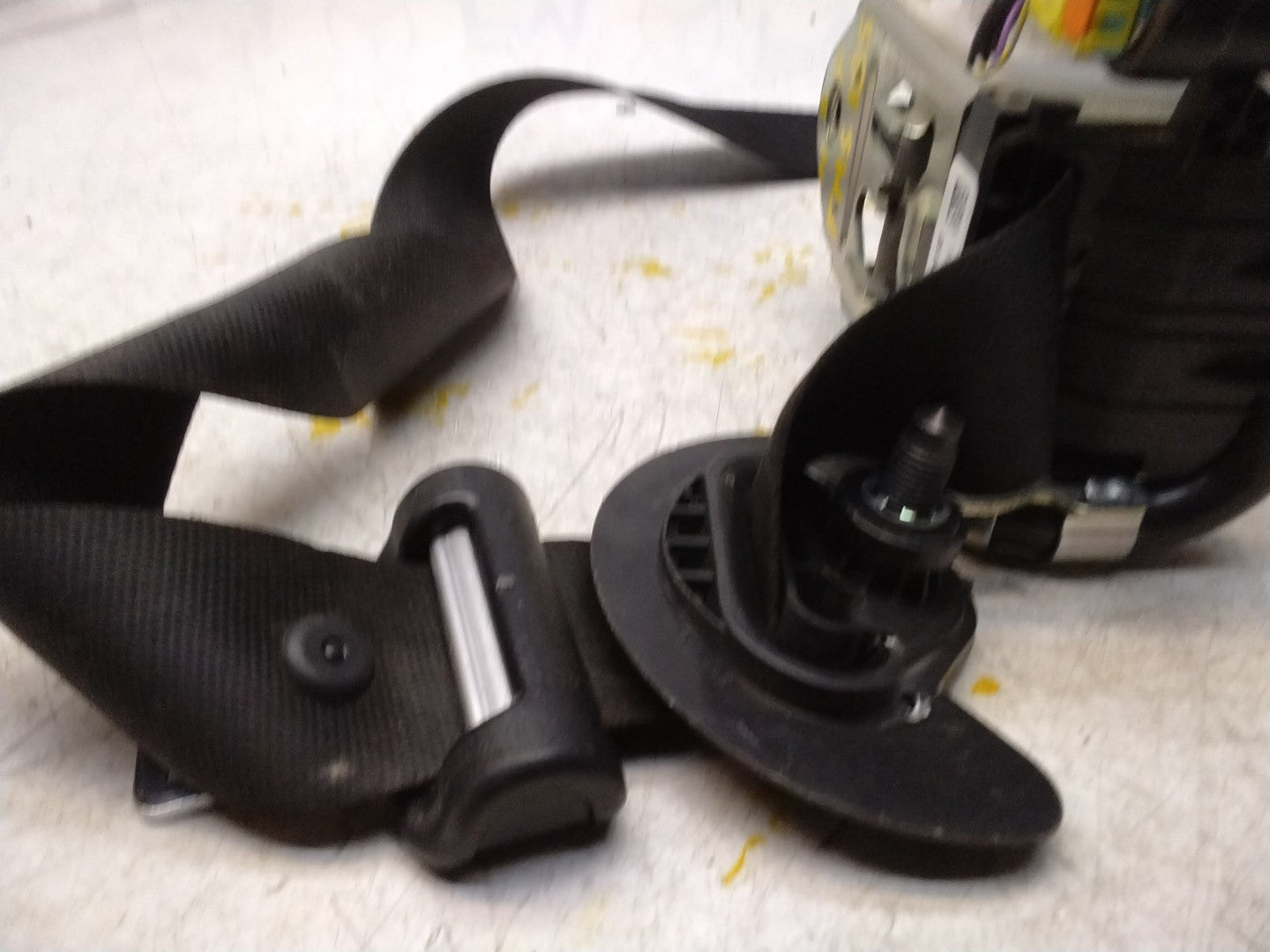 MERCEDES A CLASS  FRONT LEFT SEAT BELT WITH PRETENSIONER A1778600700 FMS185 NSF