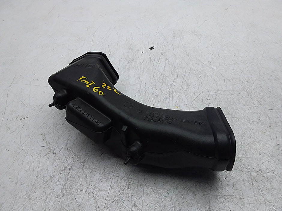 MERCEDES BENZ S-CLASS W222 AIR INTAKE TUBE A2228311146 FMI60