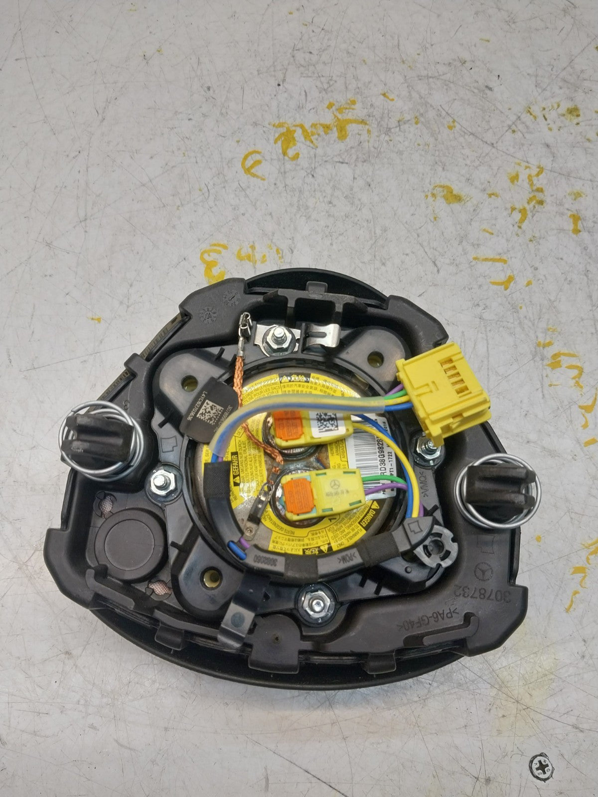 MERCEDES C-CLASS W205 STEERING WHEEL AIRBAG 308998699162-AD FM00702