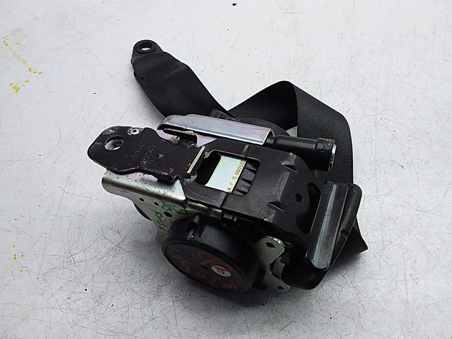 MERCEDES C-CLASS W205 SEAT BELT REAR RIGHT DRIVER SIDE A2058604085 FMS279 OSR