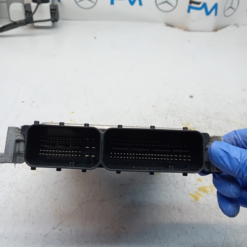 MERCEDES  C CLASS W205 W213 2018 ENGINE  ECU CONTROL MODULE A6519007500 FM00816
