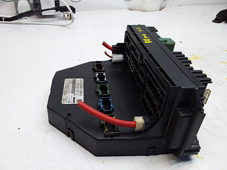 Mercedes E-CLASS W212 Fuse  Box RELAY A2129005812 FMF88 