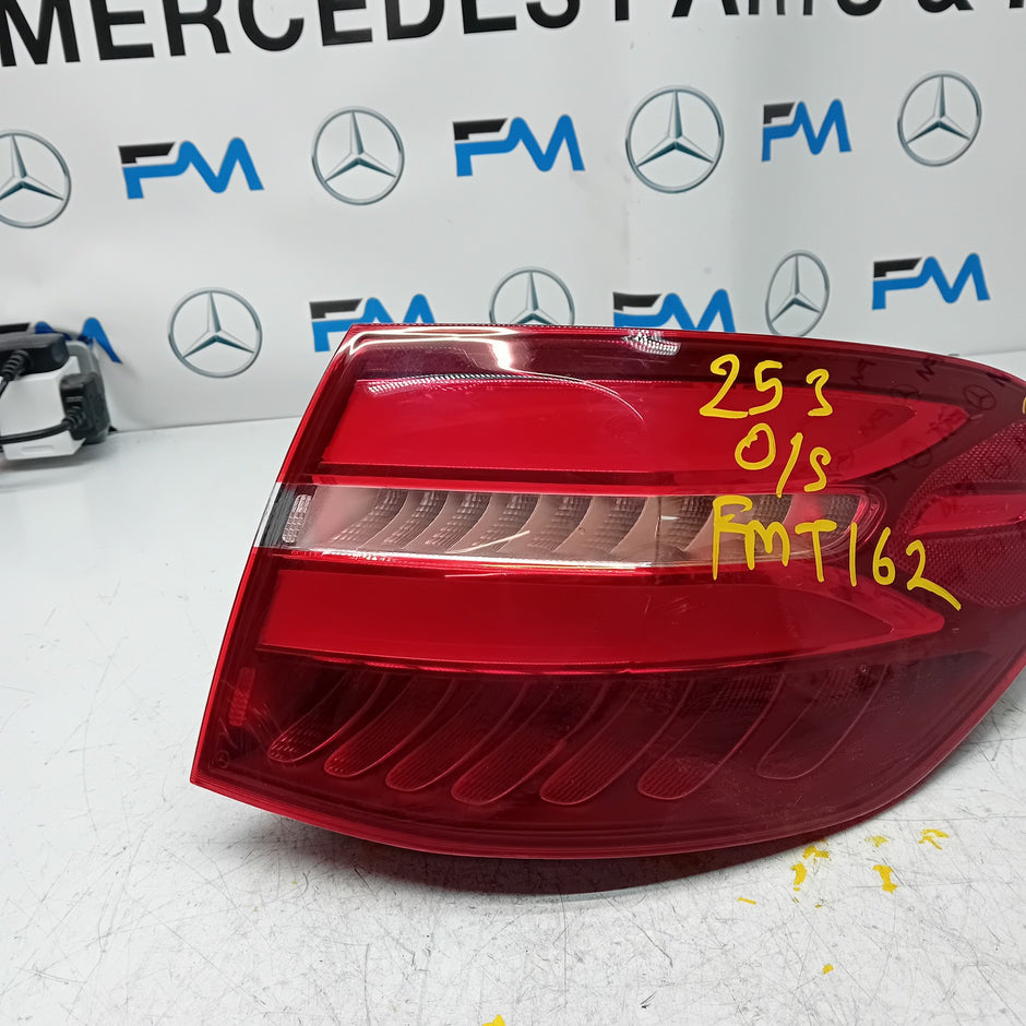 MERCEDES GLC W253 DRIVER SIDE OS REAR TAIL LIGHT A2539061000 2016 FMT162