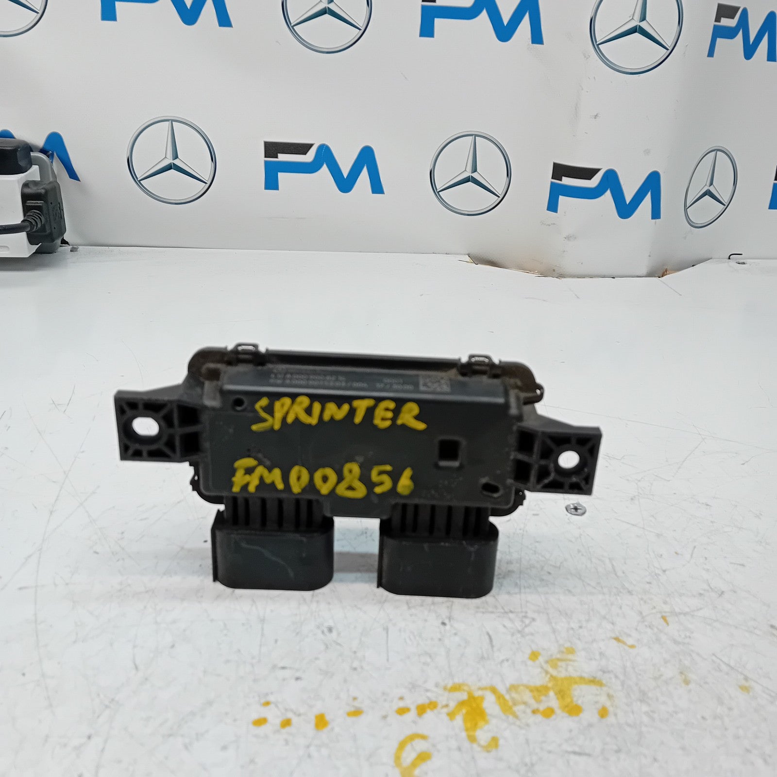 MERCEDES SPRINTER W906 FUEL PUMP CONTROL MODULE A0009008214 FM00856