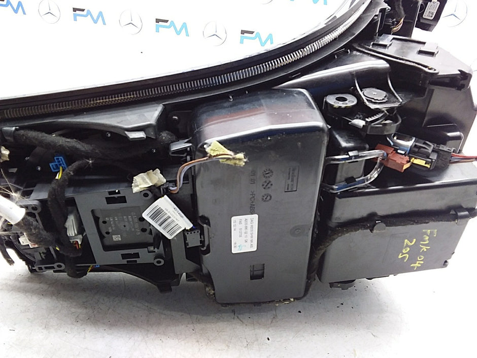 2014 ONWARDS MERCEDES C-CLASS W205 CENTRE  CONSOLE  A2056800210 FMK04