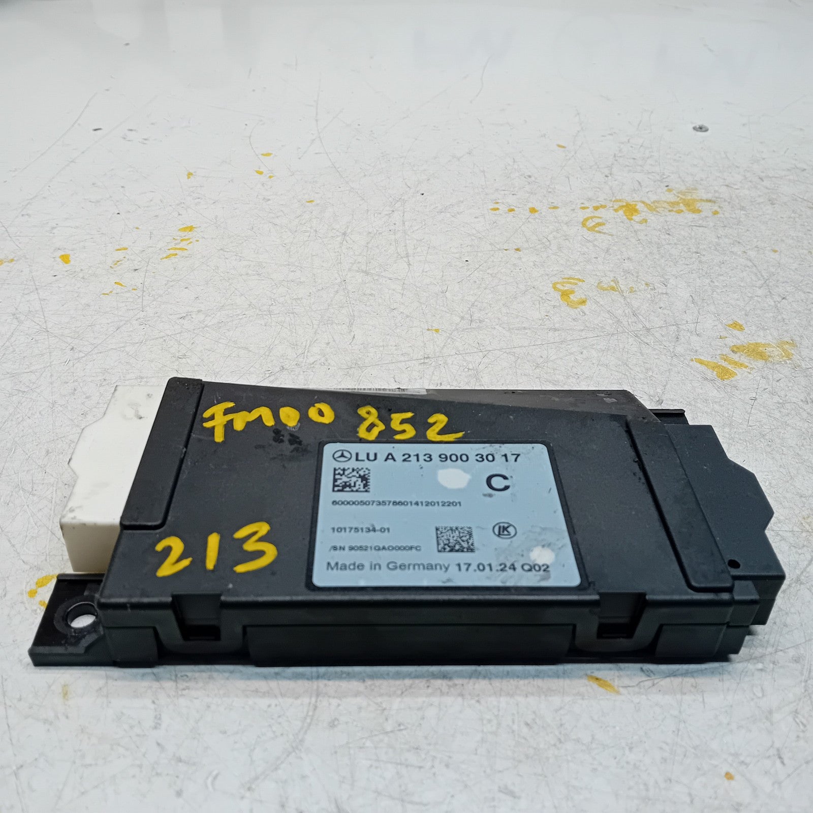 MERCEDES E CLASS IGNITION CONTROL MODULE ECU A2139003017 W213 FM00852