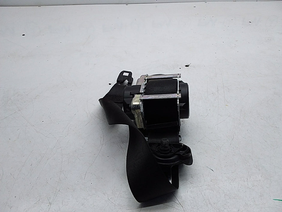 MERCEDES C-CLASS W205 SEAT BELT REAR RIGHT DRIVER SIDE A2058600285 FMS221 OSF