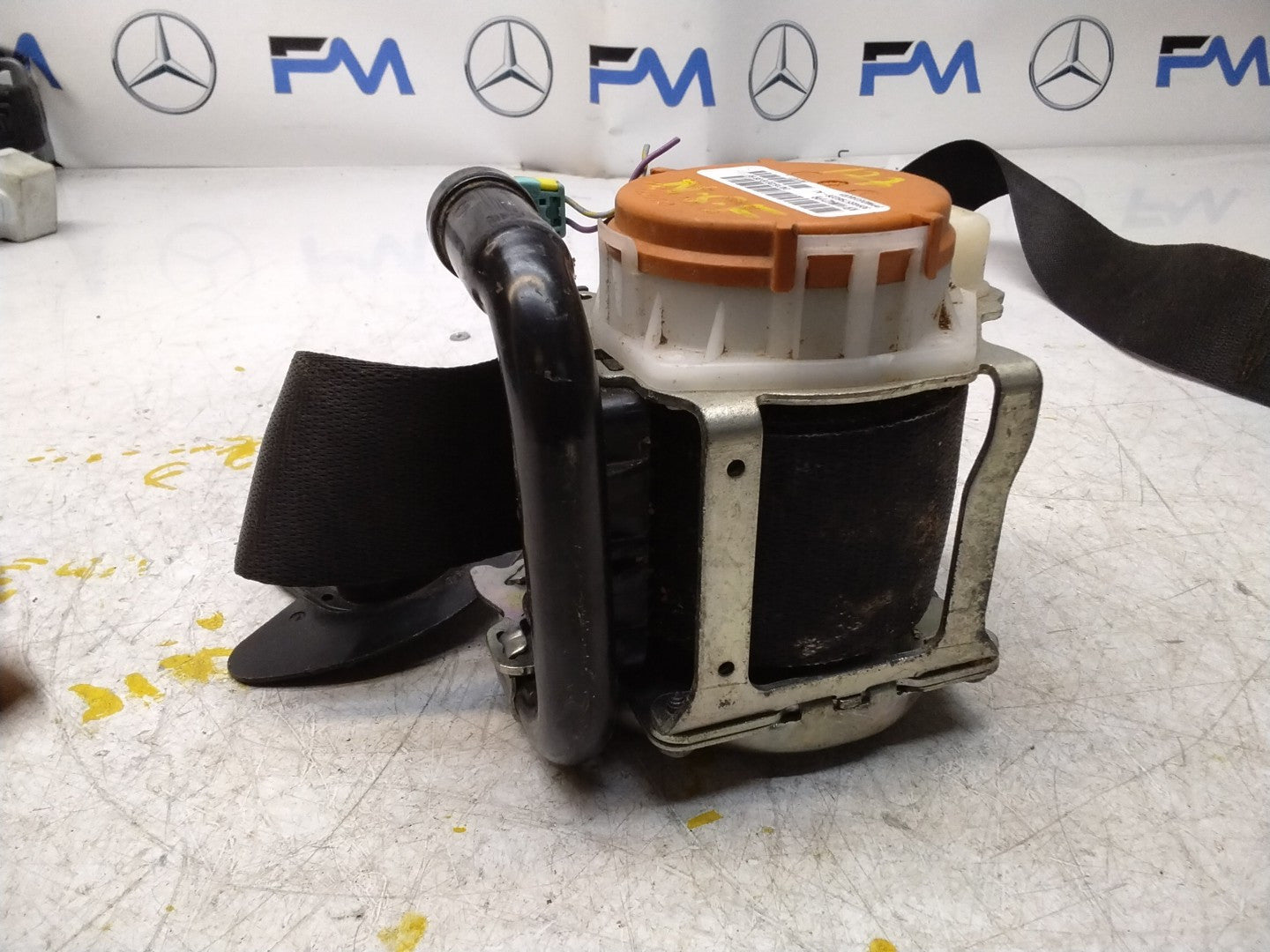 MERCEDES A CLASS  FRONT LEFT SEAT BELT WITH PRETENSIONER A1778600700 FMS186 NSF