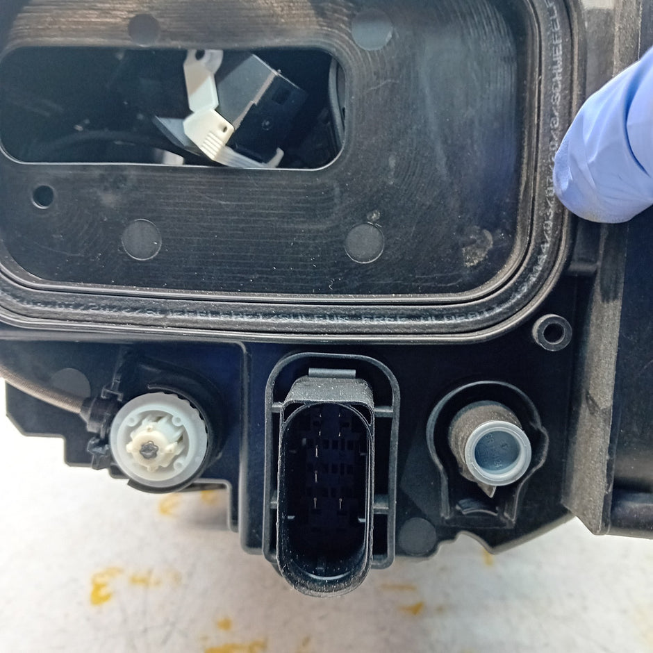 MERCEDES G-CLASS W463 LED HEADLIGHT DRIVER SIDE OS A4639060602 2020 FMT195
