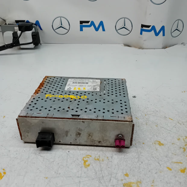 Mercedes GLC E S Class Radio Tuner Box W253 W222 W213 14-21 A2229009211 FM00900