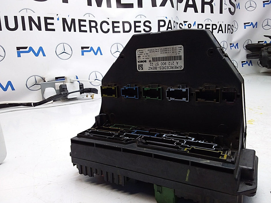 Mercedes E-CLASS W212 Fuse  Box RELAY A2129005722 FMF93