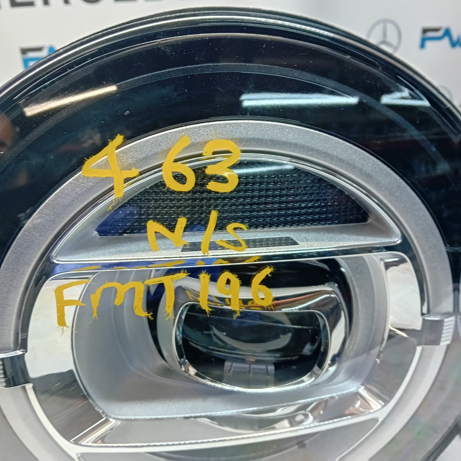 MERCEDES G-CLASS W463 LED PASSENGER SIDE NS HEADLIGHT A4639060502 2020 FMT196