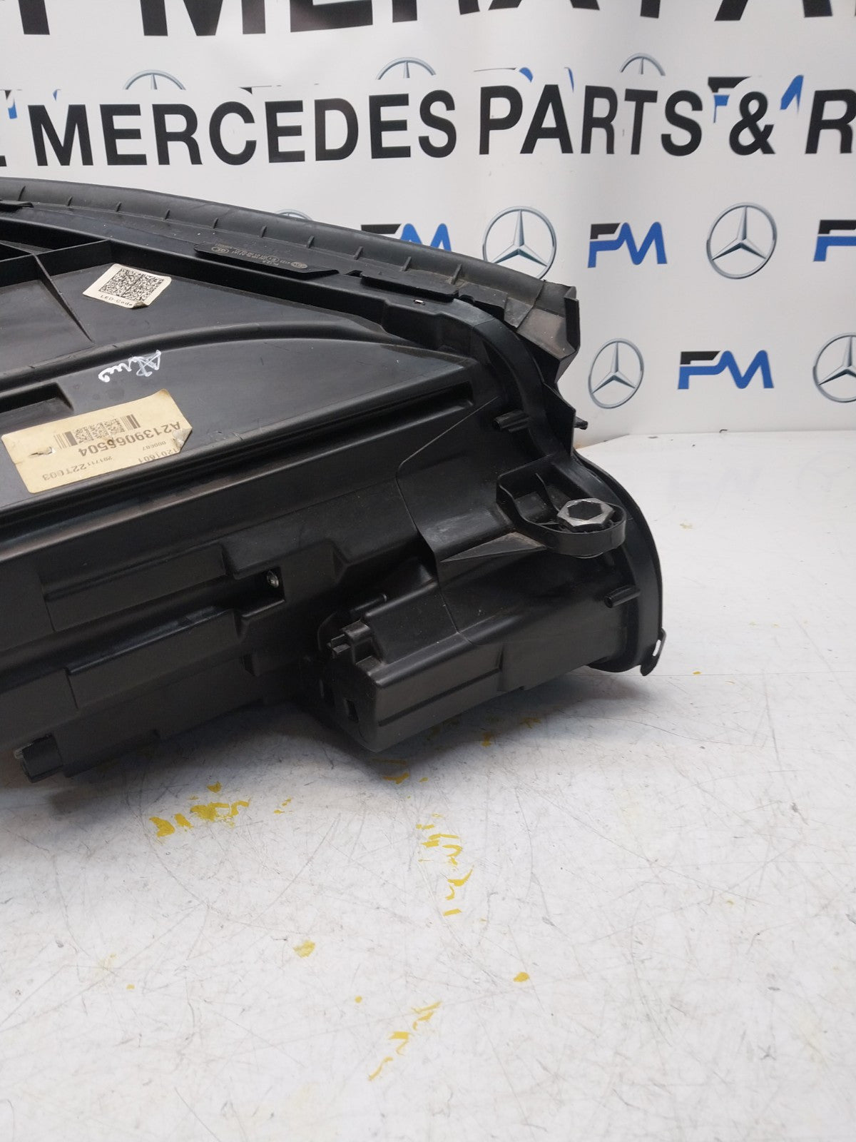 MERCEDES E-CLASS 2014 ONWARDS W213 HEADLIGHT PASSENGER  NS A2139066504 FMH153
