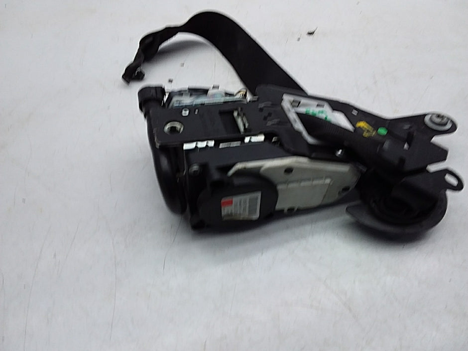 MERCEDES C-CLASS W204 SEAT BELT FRONT LEFT PASSENGER SIDE A2048602385 FMS216 NSF