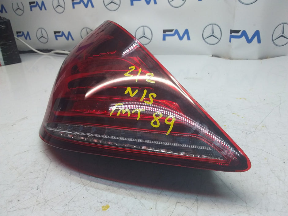 MERCEDES E-CLASS W212 REAR PASSENGER N/S TAIL LIGHT FMT89