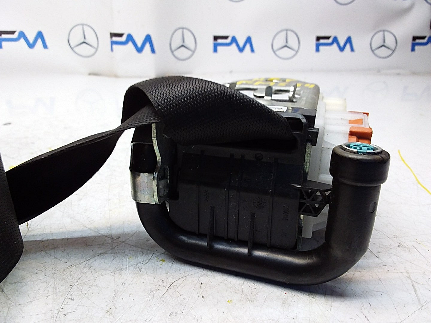 MERCEDES A CLASS  FRONT LEFT SEAT BELT WITH PRETENSIONER A1778600700 FMS54 NSF
