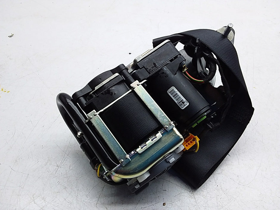 MERCEDES E-CLASS W238 SEAT BELT FRONT LEFT PASSENGER SIDE A2388602800 FMS257 NSF