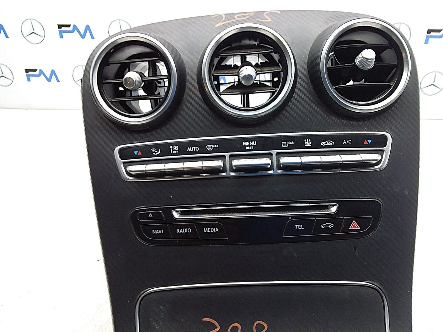2014 ONWARDS MERCEDES C-CLASS W205 CENTRE  CONSOLE  A2054404713 FMK20 (DAMAGED)