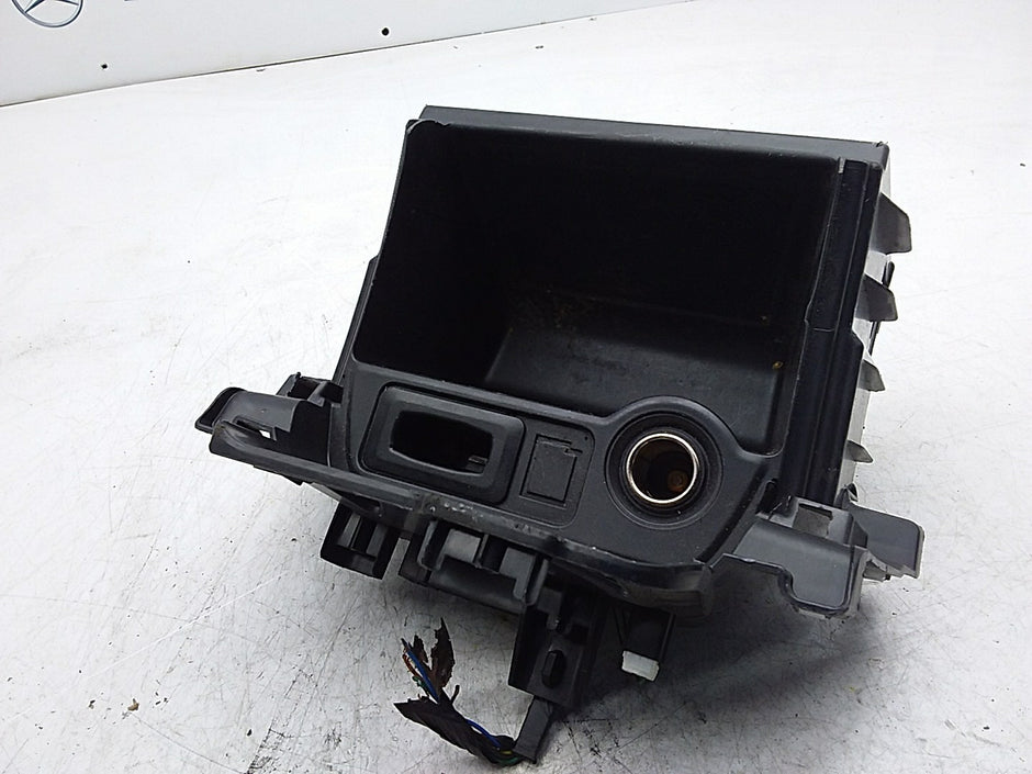 MITSUBISHI OUTLANDER CENTRE DASH STORAGE 8637B421 FMK28