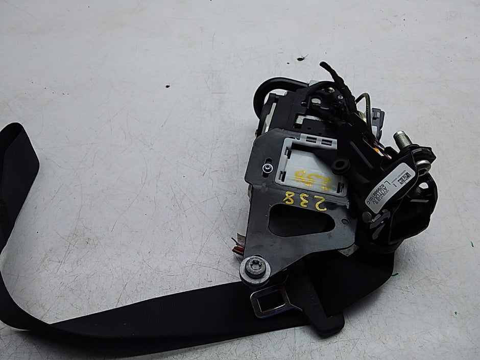MERCEDES E-CLASS W238 SEAT BELT FRONT LEFT PASSENGER SIDE A2388602800 FMS266 NSF