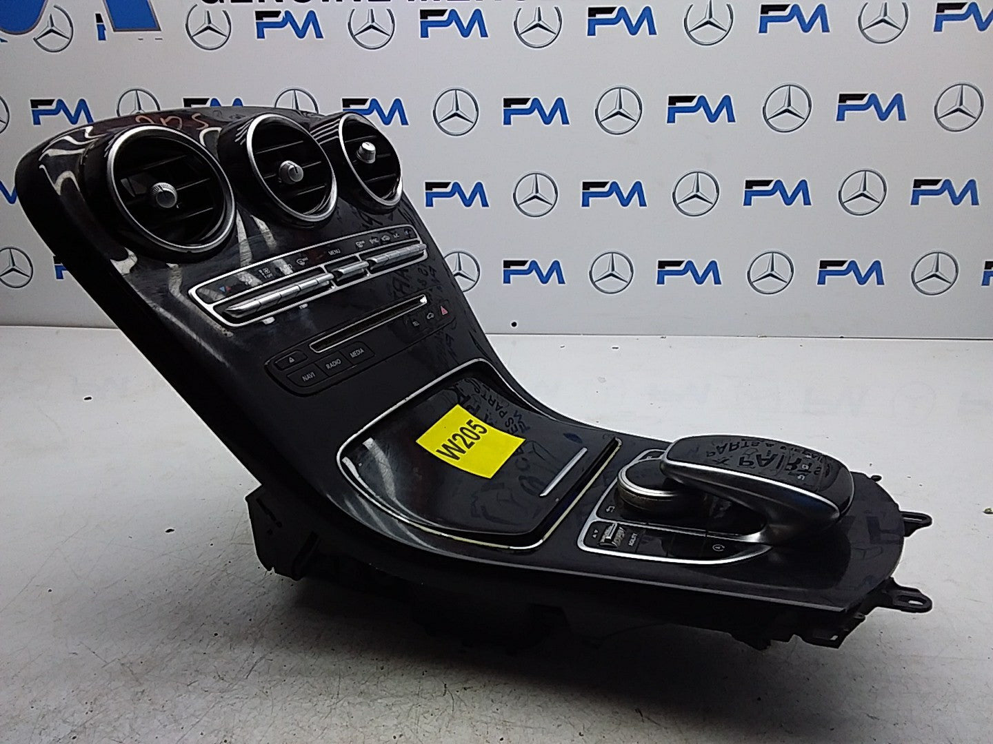 2014 ONWARDS MERCEDES C-CLASS W205 CENTRE  CONSOLE  A2056805107 FMK17
