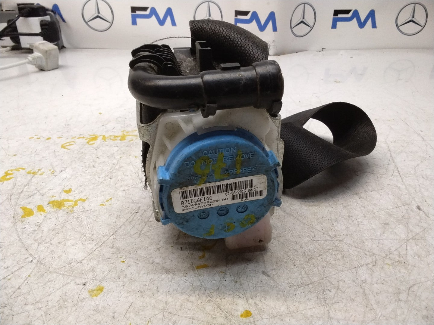 MERCEDES A CLASS SEAT BELT FRONT RIGHT A1768600285 W176 FMS182 OSF