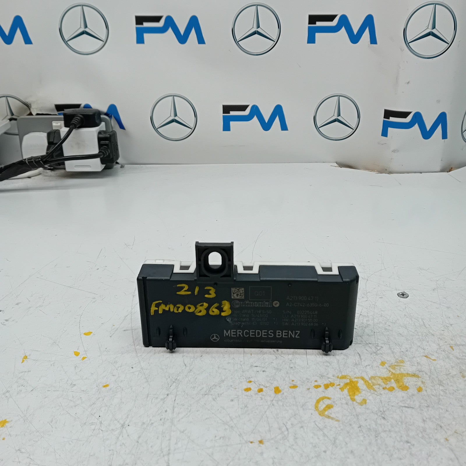 MERCEDES E-CLASS TAILGATE CONTROL MODULE W213 A2139004711 FM00863