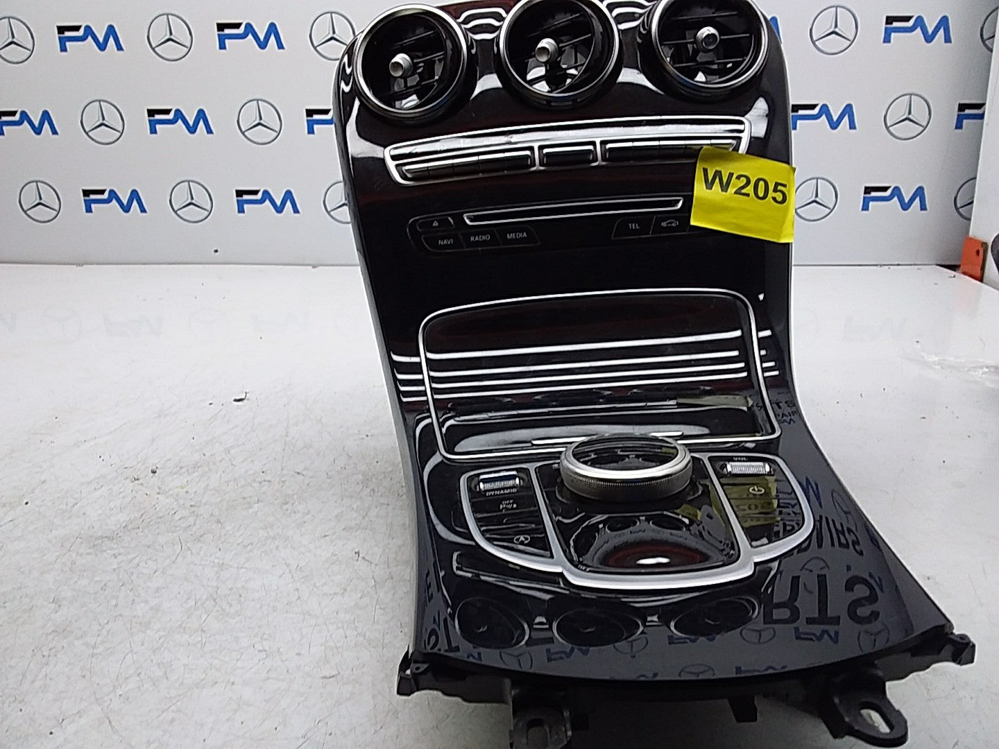 2014 ONWARDS MERCEDES C-CLASS W205 CENTRE  CONSOLE  A2056803905 FMK12