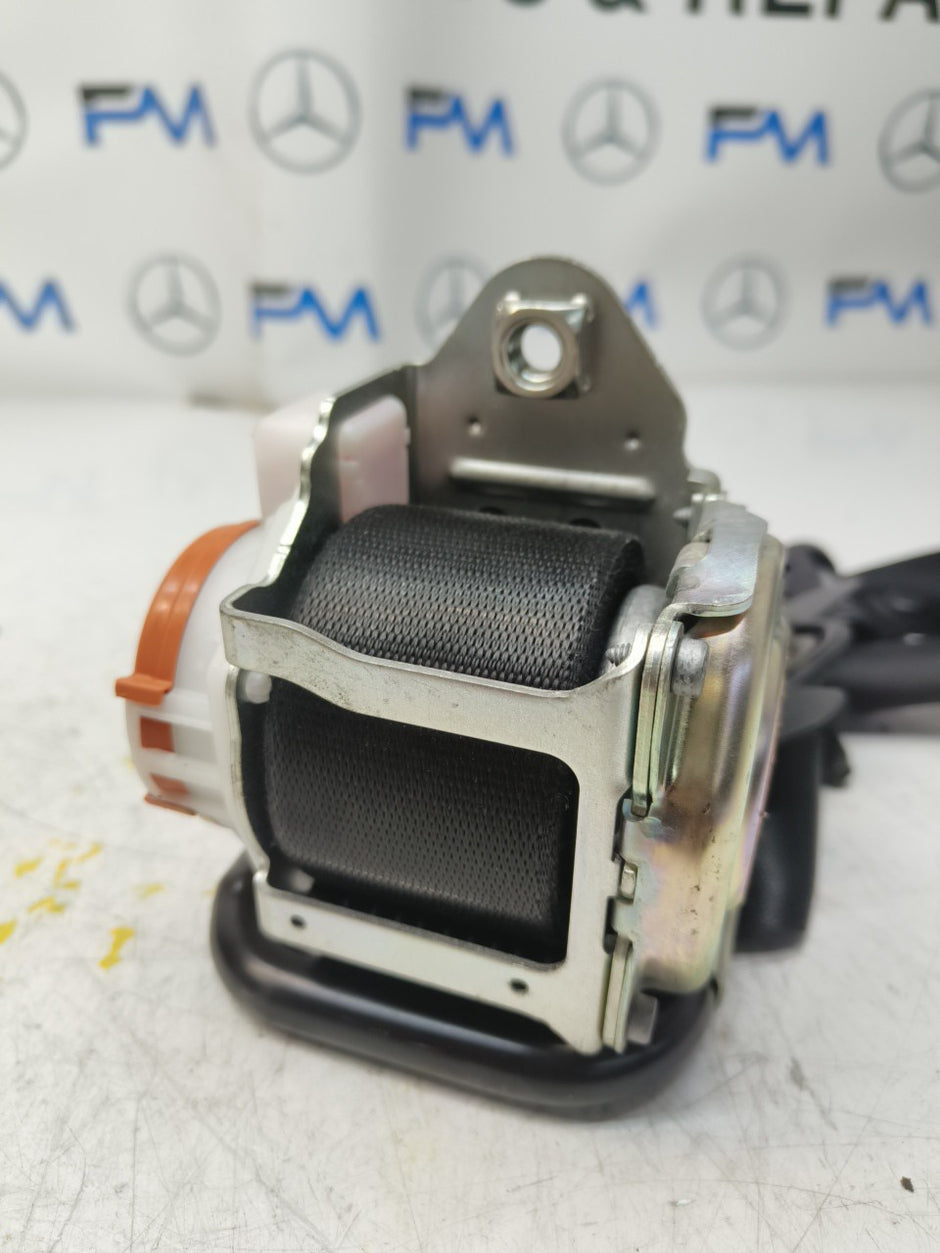 MERCEDES A CLASS FRONT LEFT SEAT BELT WITH PRETENSIONER A1778600800 FMS44 NSF