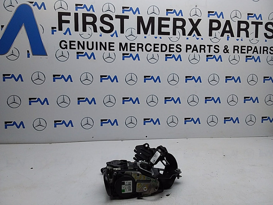 MERCEDES E-CLASS W238 SEAT BELT FRONT RIGHT DRIVER SIDE A2388602900 FMS248 OSF