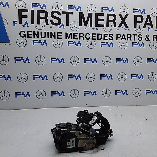 MERCEDES E-CLASS W238 SEAT BELT FRONT RIGHT DRIVER SIDE A2388602900 FMS248 OSF