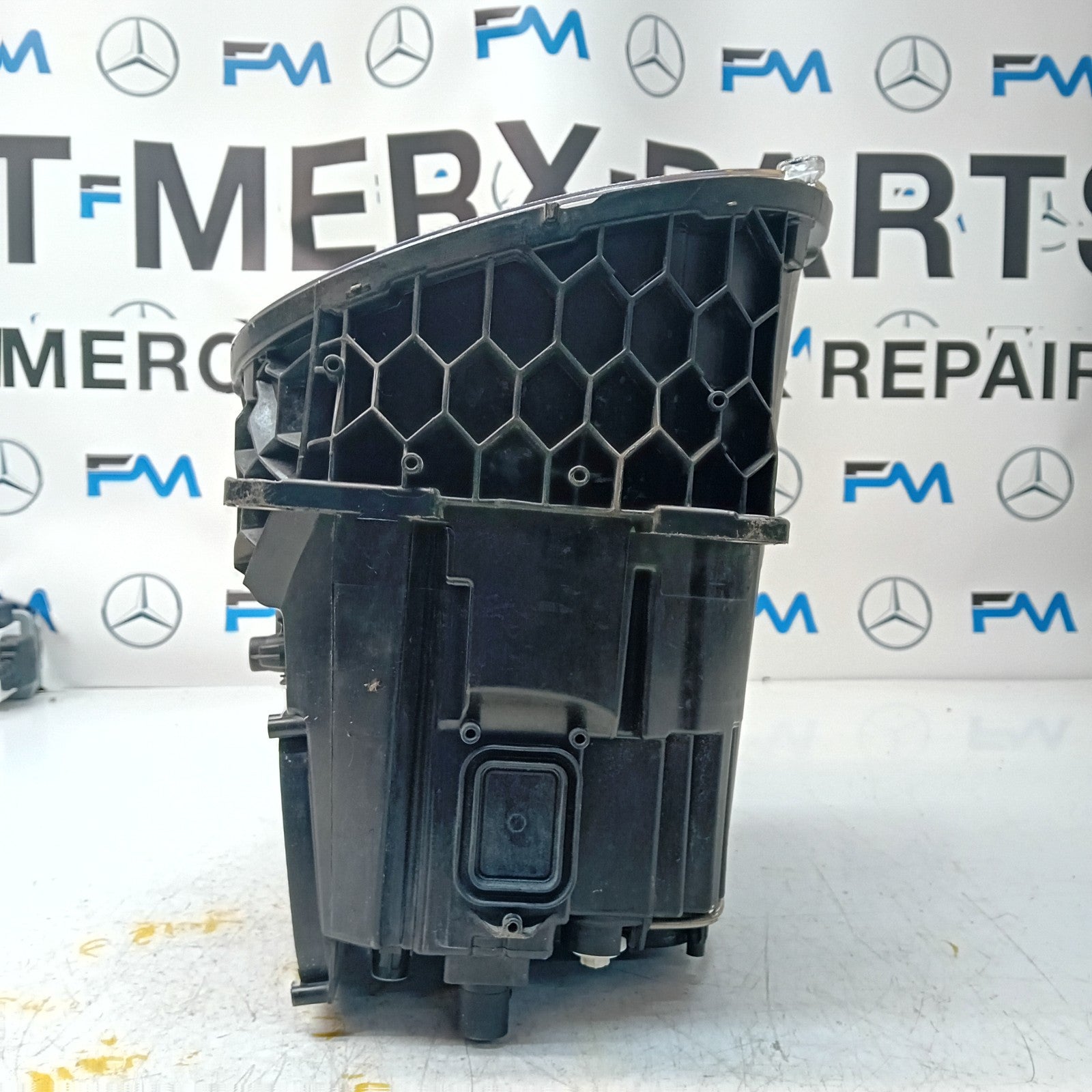MERCEDES G-CLASS W463 LED HEADLIGHT DRIVER SIDE OS A4639060602 2020 FMT195