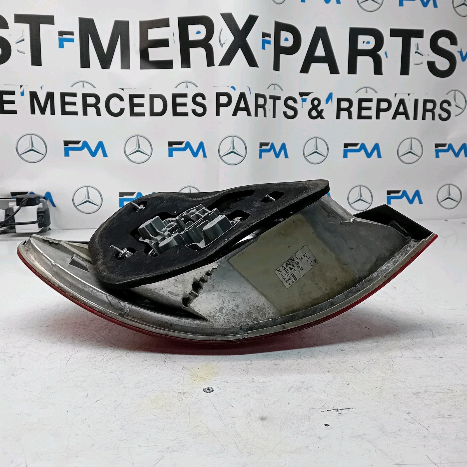 MERCEDES C-CLASS W203 2008 DRIVER OS REAR TAIL LIGHT A2038204864 FMT155