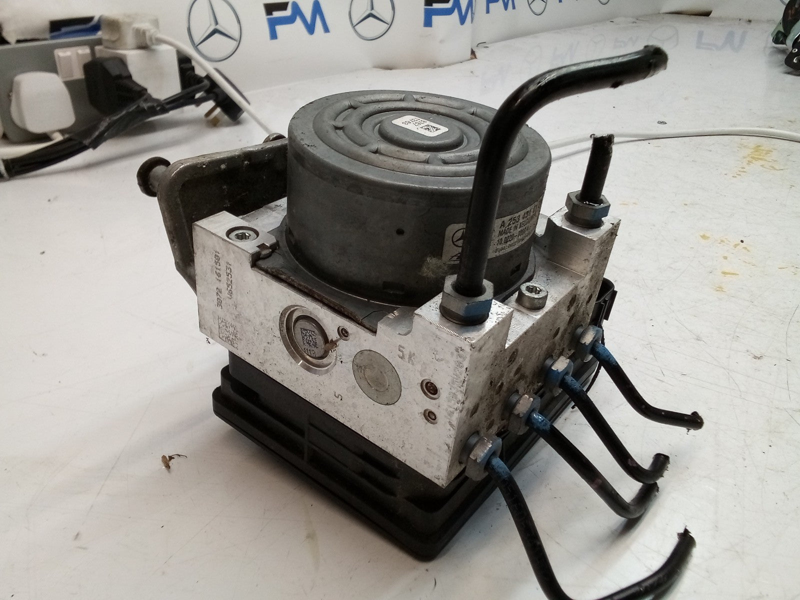 MERCEDES GLC X253 ABS PUMP MODULE CONTROL UNIT A2539001400 FM00771