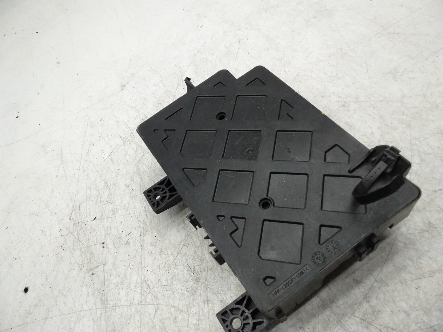 MITSUBISHI OUTLANDER FUSE RELAY  BOX  8637A869  FMF163