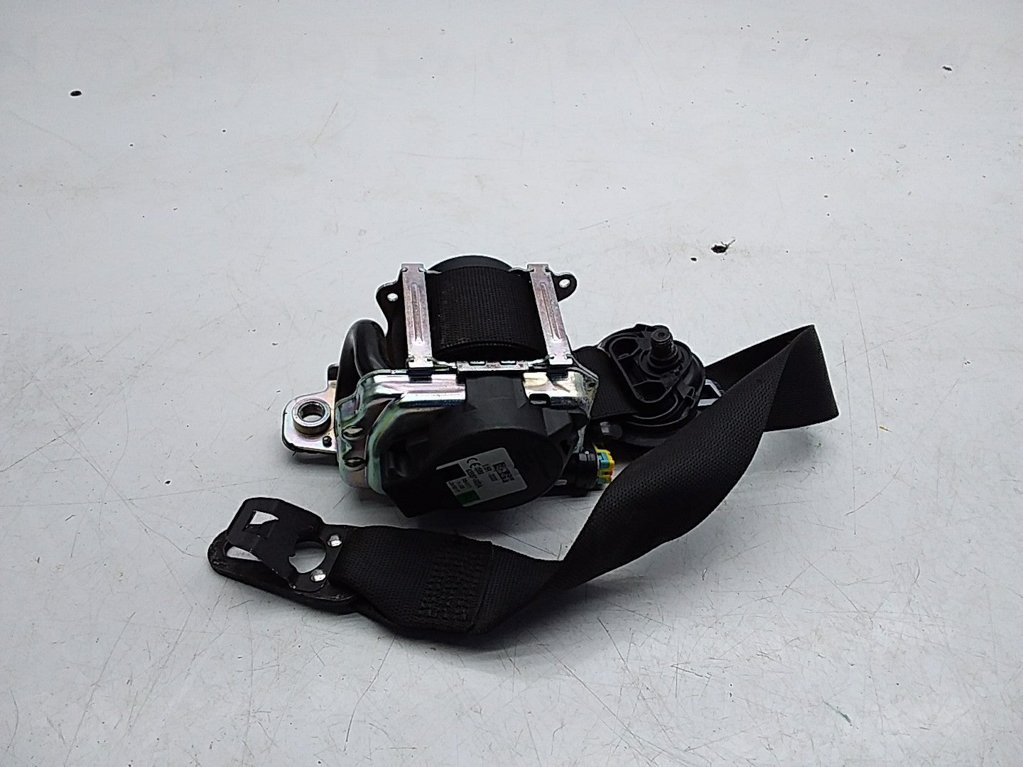 MERCEDES C-CLASS W205 SEAT BELT REAR RIGHT DRIVER SIDE A2058600285 FMS221 OSF