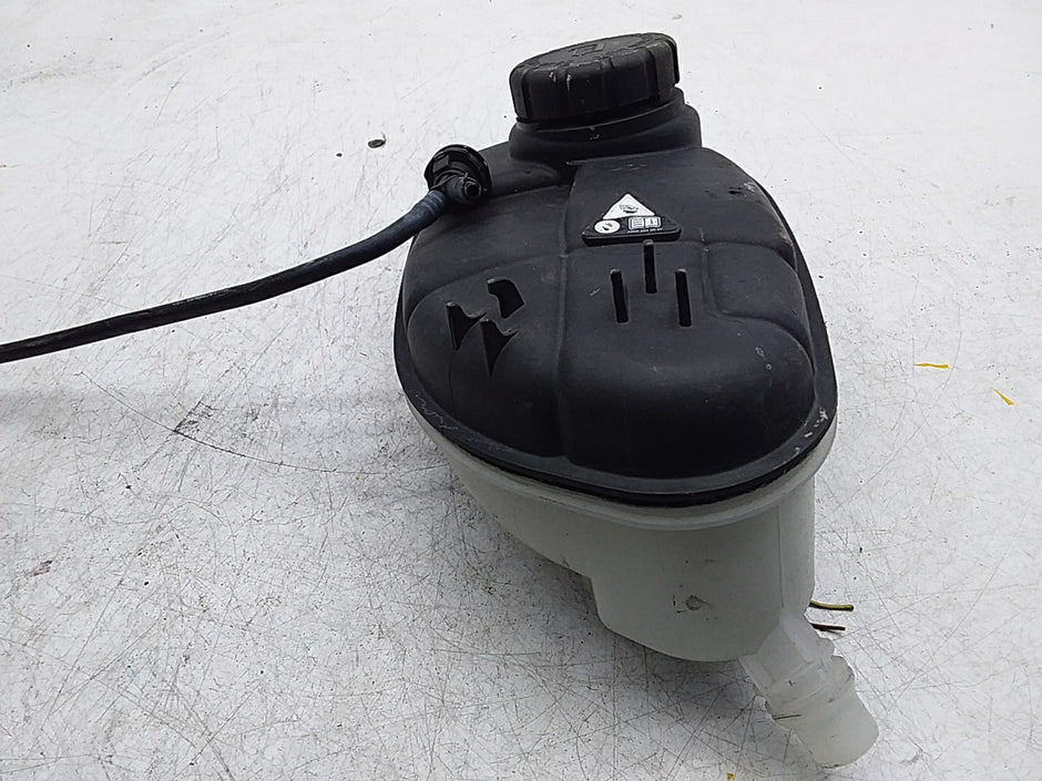 MERCEDES BENZ B-CLASS W246 COOLANT EXPANSION TANK  A2465000049 FMC126