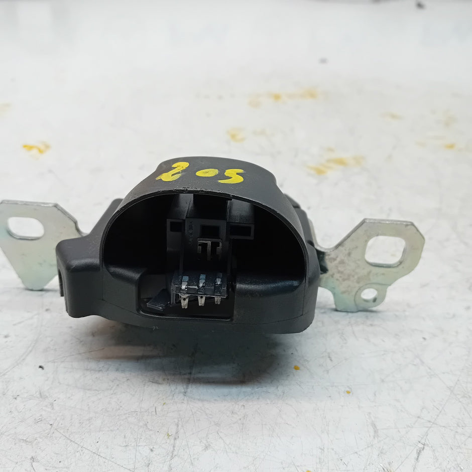 GENUINE MERCEDES BENZ C-CLASS W205 TRUNK LID LOCK LATCH FM00912