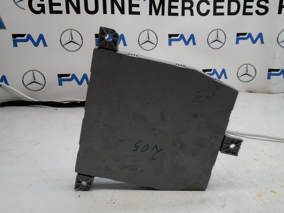 MERCEDES C-CLASS REAR SAM CONTROL MODULE W205 A2059003913 FM00769