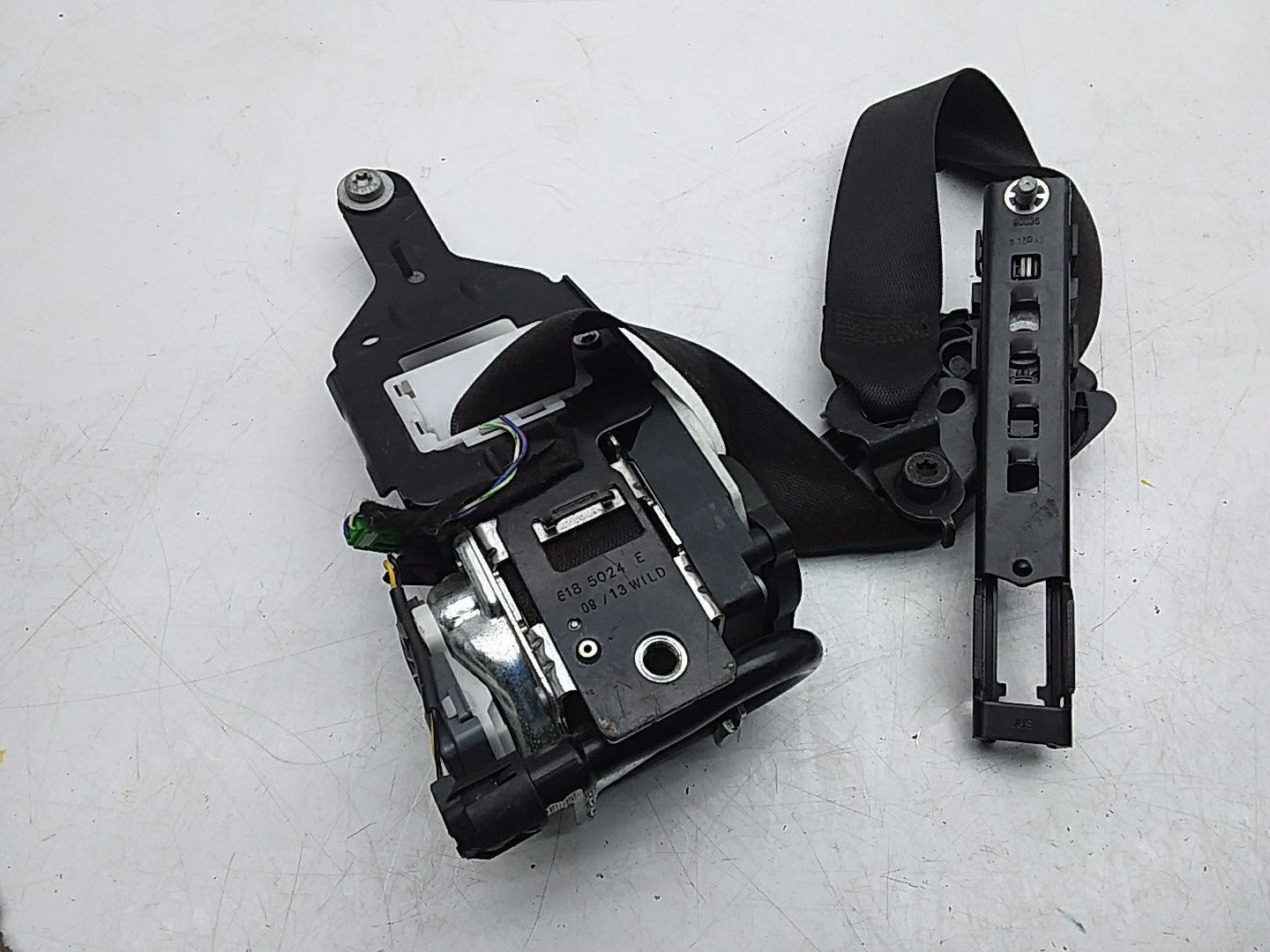 MERCEDES C-CLASS W204 SEAT BELT FRONT LEFT PASSENGER SIDE A2048680022 FMS204 NSF