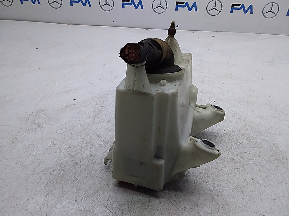 Mercedes C-CLASS  W205 Fuse Relay Junction Box  FMF151 A2059981301