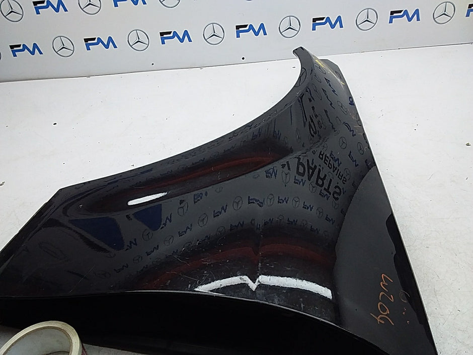 MERCEDES  C-CLASS W204 NS LEFT DRIVER SIDE WINGS 2008 FMW10