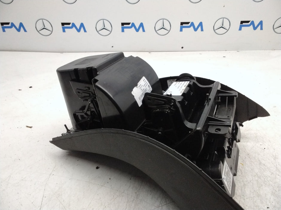 MERCEDES BENZ  A-CLASS W176 CENTRE  CONSOLE   A1766804800 FMK28