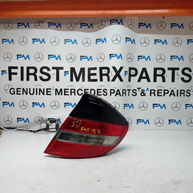 MERCEDES C-CLASS W203 2009 DRIVER OS REAR TAIL LIGHT A2038205264 FMT157