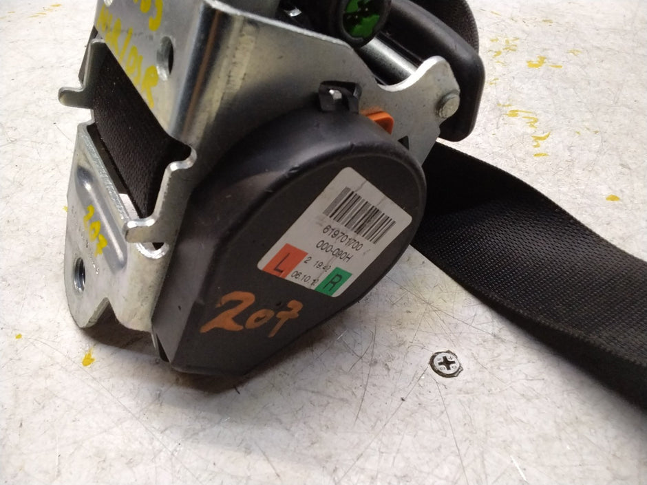 MERCEDES E CLASS SEAT BELT REAR RIGHT AND LEFT A2078602385 C207 FMS455 NSR OSR